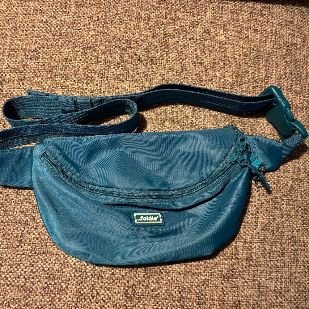 Foldie Antitheft Crossbody bag